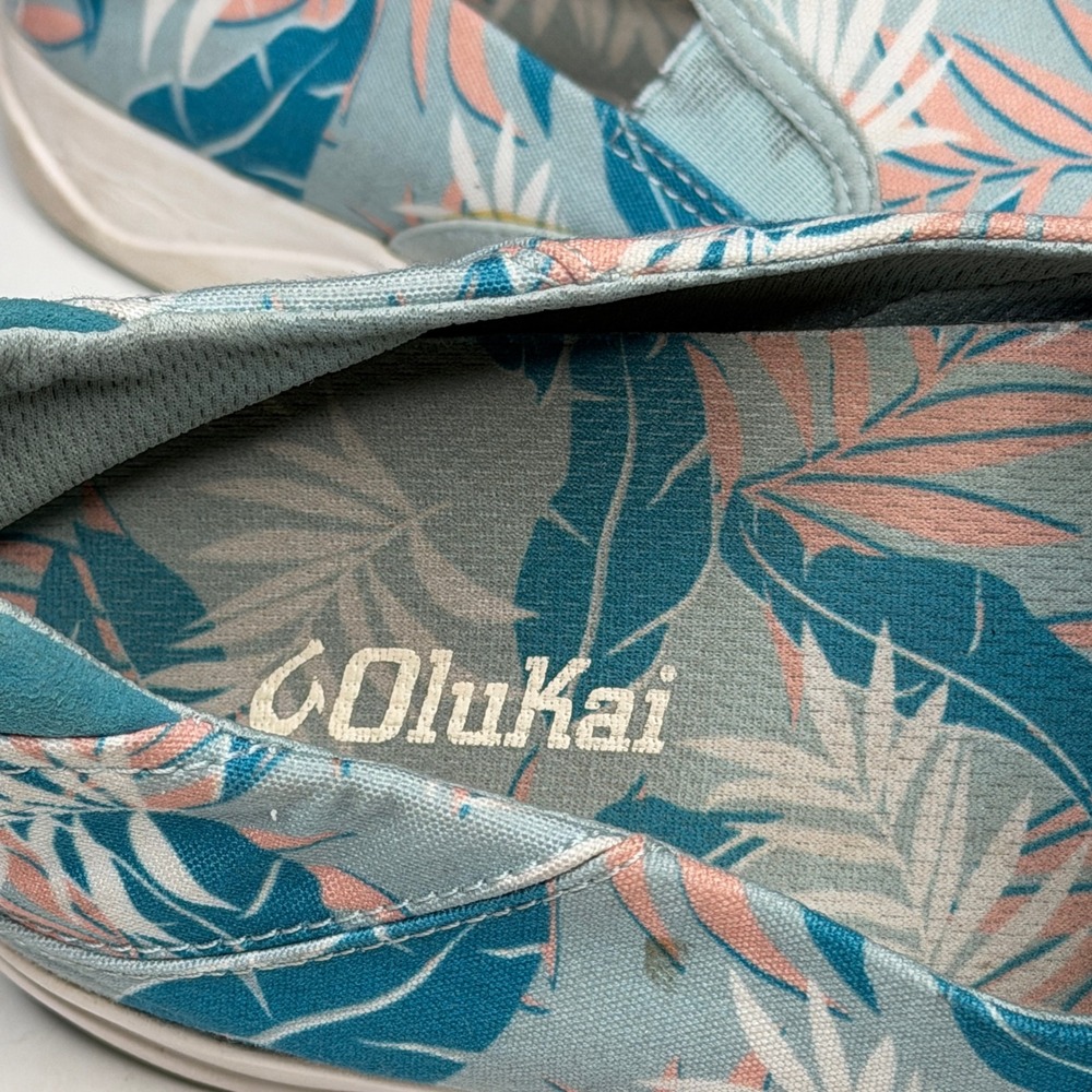 OluKai Lae'ahi Pa'i Beach Slip On Shoes Swell /Aloha 11.5 Blue Floral Hawaiian - Picture 7 of 9